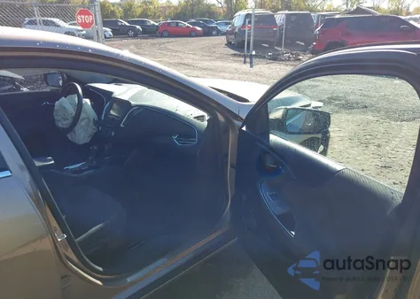 2018 Chevrolet Malibu Lt из США, поврежденный, VIN 1G1ZD5ST9JF250814